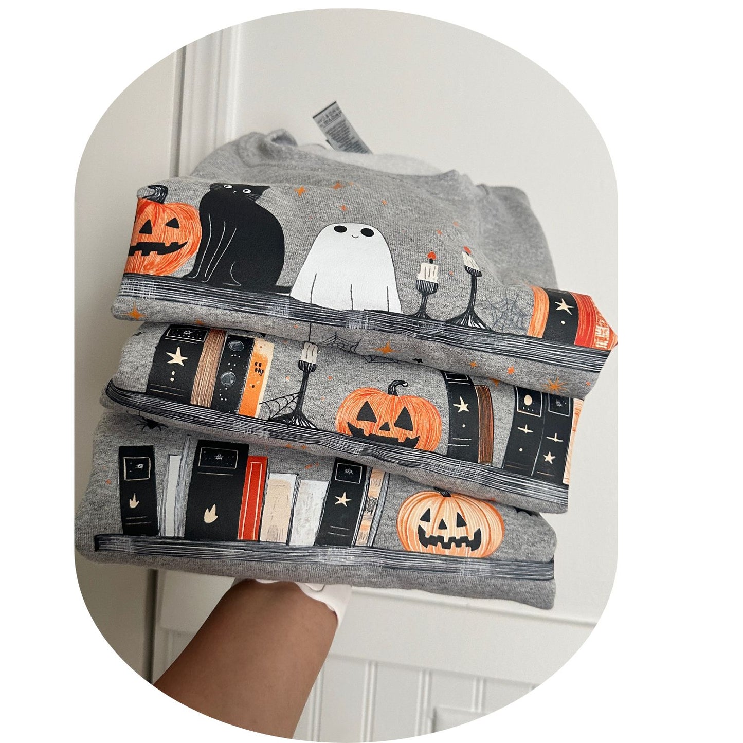 Spooky Bookshelf