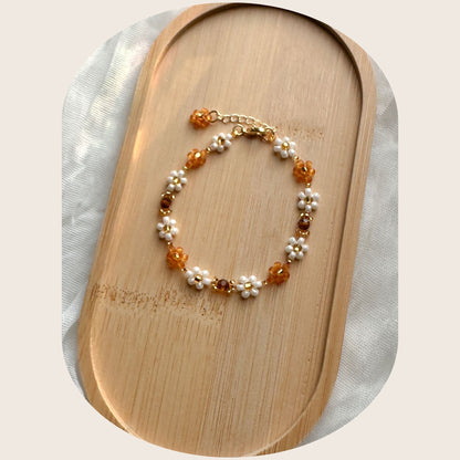 Pulsera de pétalos acogedores