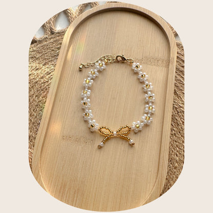 Dainty Bow Bracelet