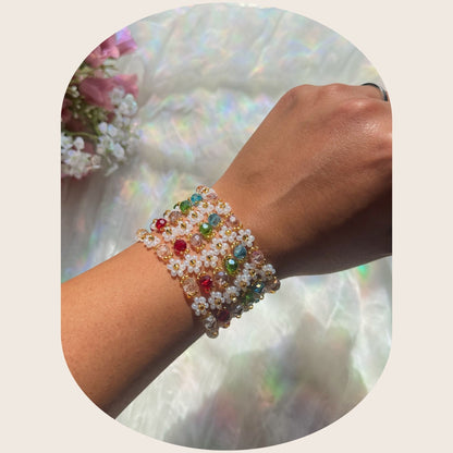 Pulsera de pétalos acogedores