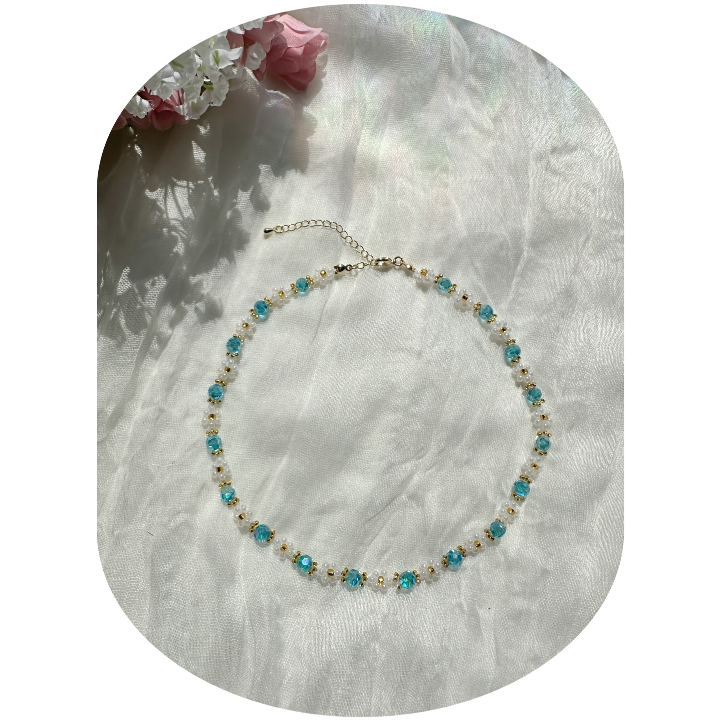 Cozy Petals Necklace