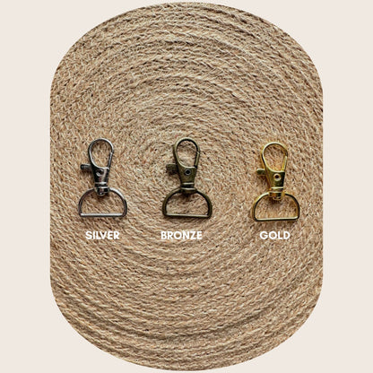 Pulsera de margaritas de macramé