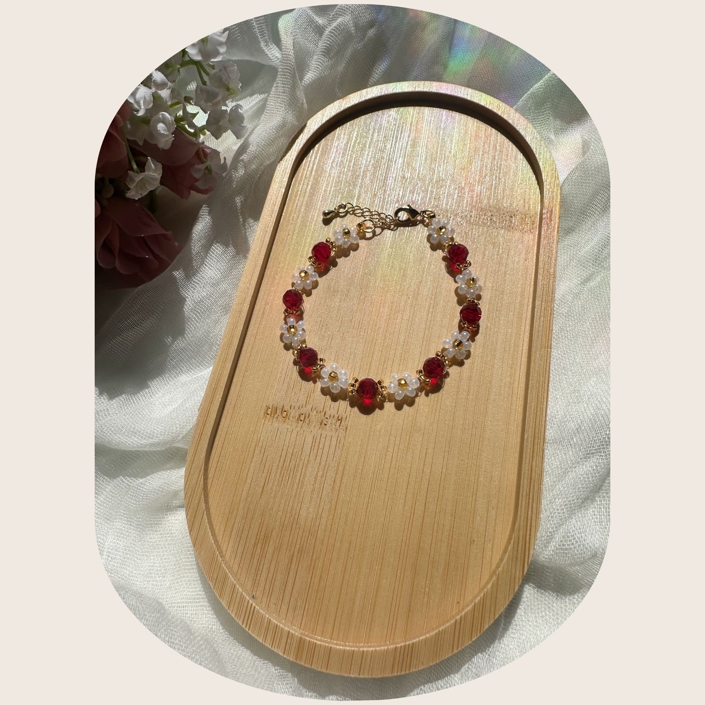 Pulsera de pétalos acogedores