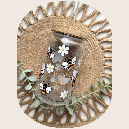 Taza de abejas y margaritas