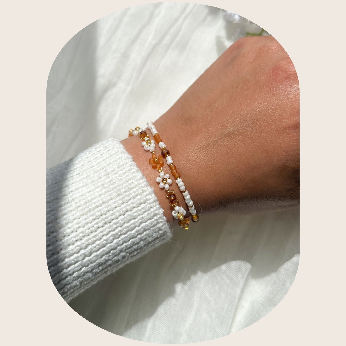 Pulsera de pétalos acogedores